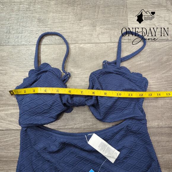 Cupshe Scallop Textured Cut Out One Piece Swimsuit Size S - Picture 5 of 7